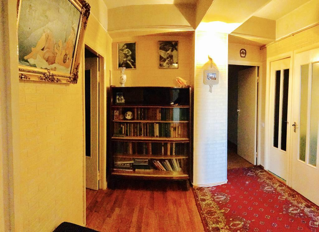 Room In Apartment At Tigrana Metsa Yerevan Exterior photo
